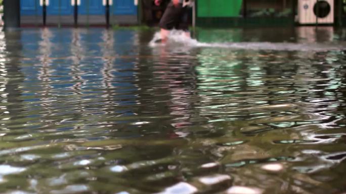 城市水患路面淹水积水暴雨排水