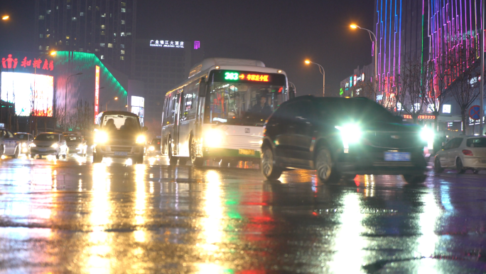 4K超长城市雨夜-城市夜景-雨天城市街头