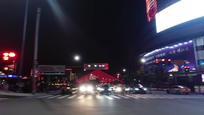 高清实拍城市夜景街道空境不停机拍摄