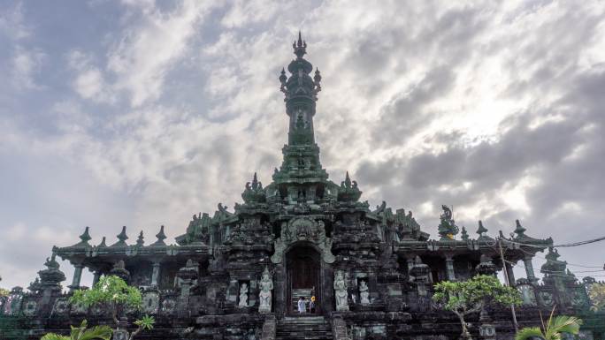 源素材巴厘岛小黑塔传统建筑延时