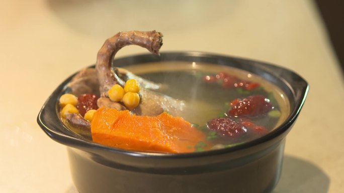 新疆美食鸽子汤
