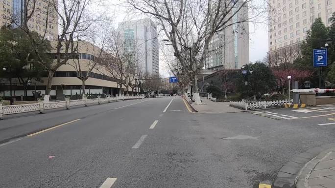 杭州冠状病毒防疫时超市街道西湖火车站街拍