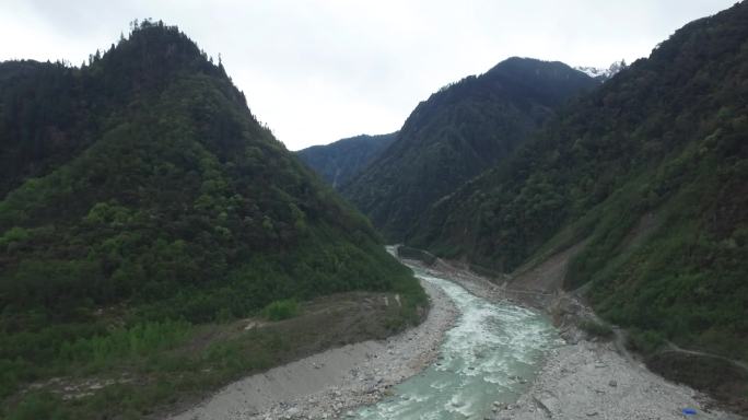 航拍西藏沿途风景8