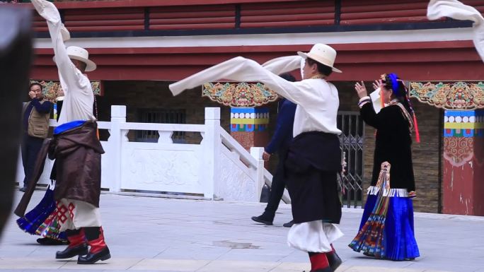丹巴民俗藏族舞蹈
