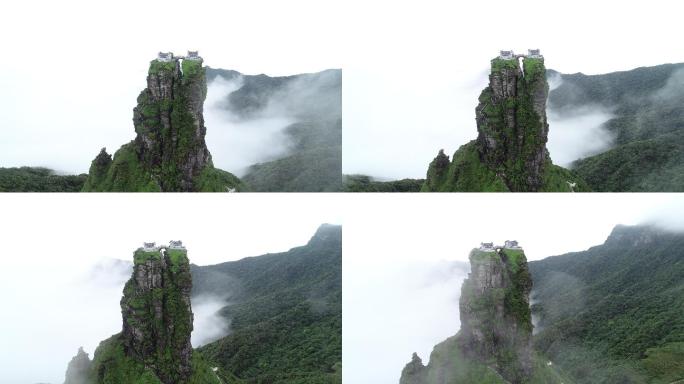 贵州梵净山梵净山航拍云雾缭绕梵净山