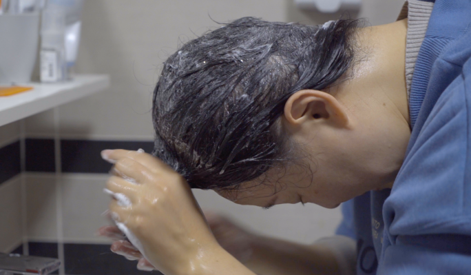 4K头发-洗头-洗头发-头发护理-吹头发