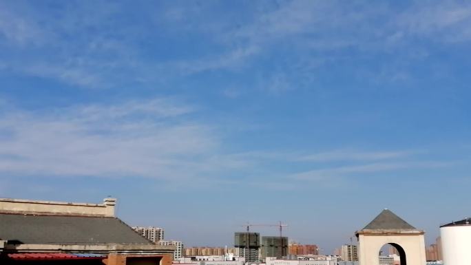 楼顶延时拍摄天空白云