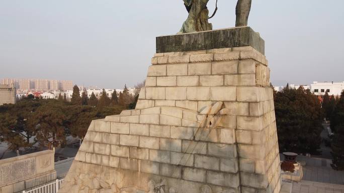 锦州辽沈战役纪念馆英雄碑航拍超清视频素材