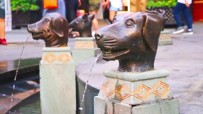广州公园前北京路仿十二兽首铜像喷泉之狗首