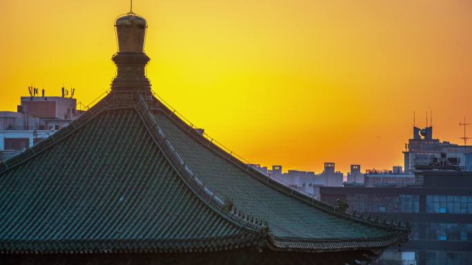 2019年夏天钟楼廊檐日出大特写实拍