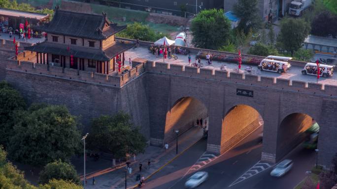 2019年夏天西安城墙东门洞光影延时实拍