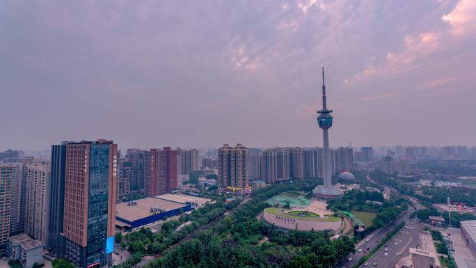 2019年夏天延时实拍电视塔日转夜