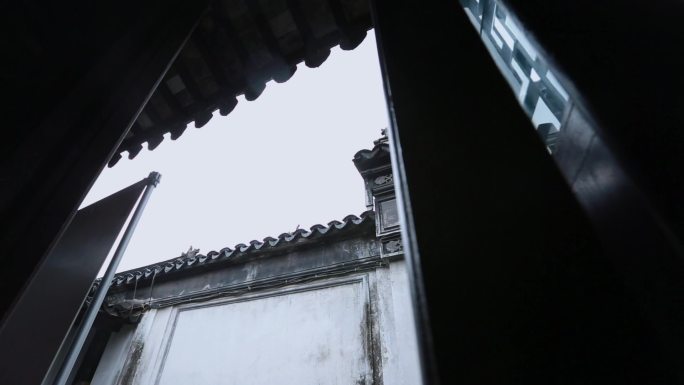 【原创】古建筑下雨