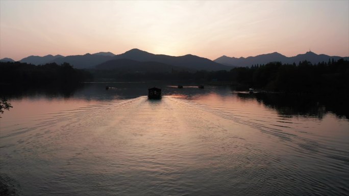 浙江杭州西湖茅家埠风景区晚霞航拍杨公堤