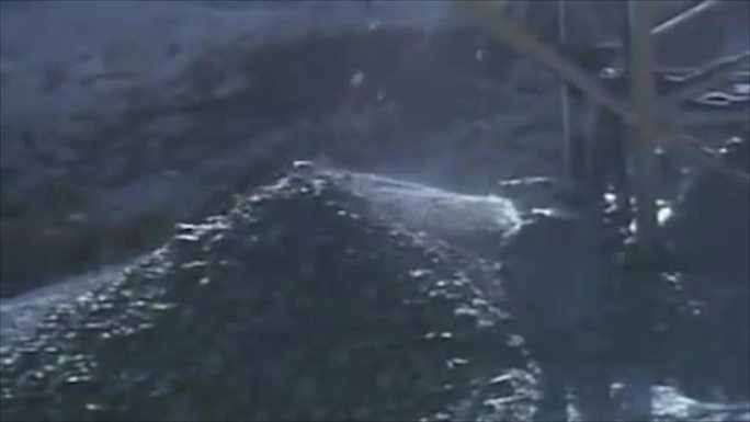 70年代80年代浦东建设隧道塔防爆破施工