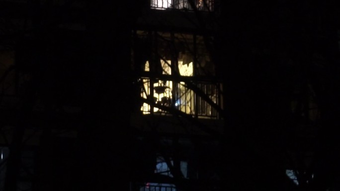 小区夜景小区环境窗户居民楼亮灯