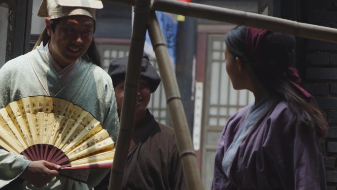 古装恶少强抢民女