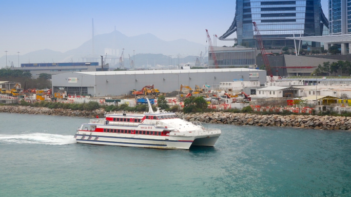 香港海港城码头客运快船