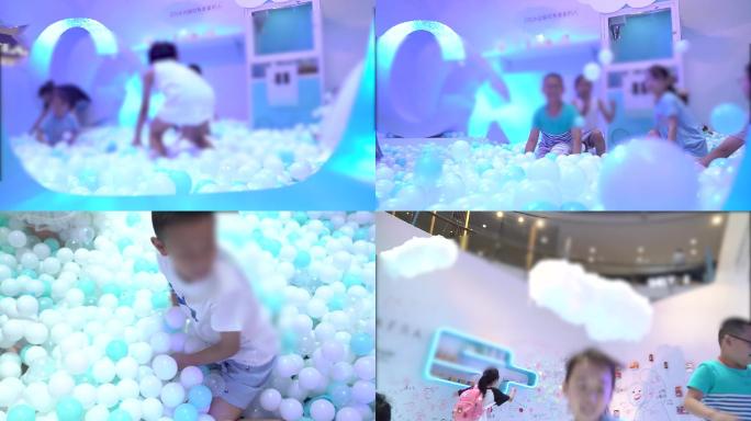 上海环球港来福士游乐场泡泡球游玩