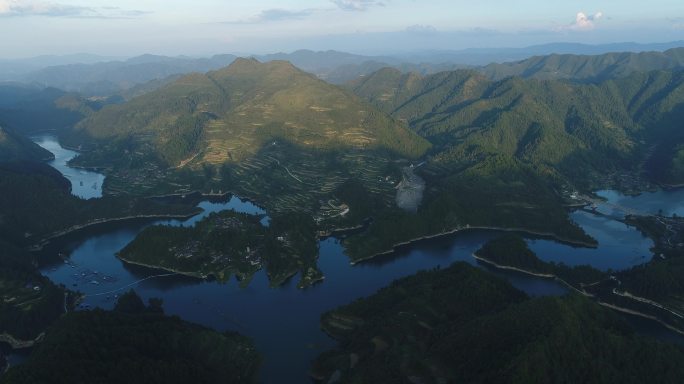 山水相连