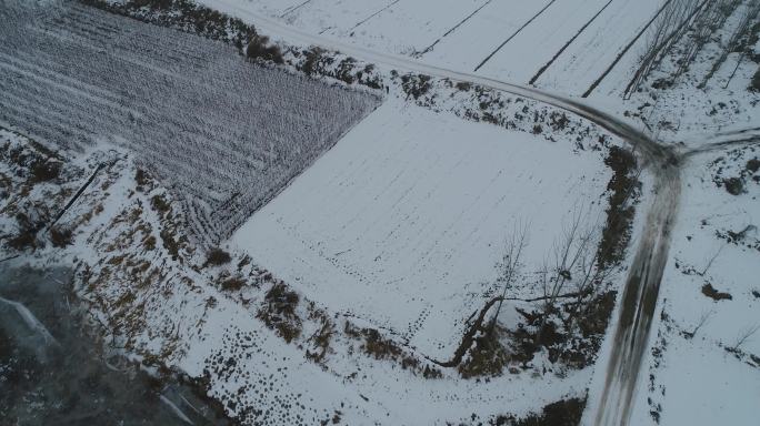 农村冬季雪景水利工程大坝河流