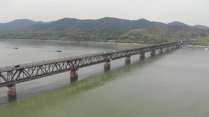 4K航拍杭州钱塘江大桥
