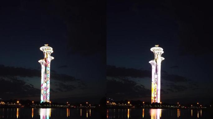 北京奥林匹克公园瞭望塔夜景灯光秀
