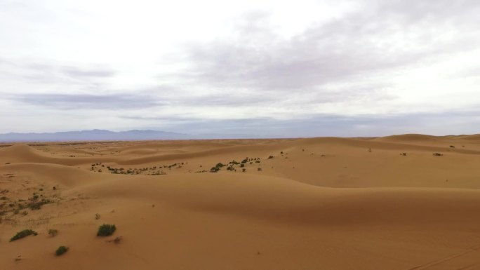 腾格里沙漠风景