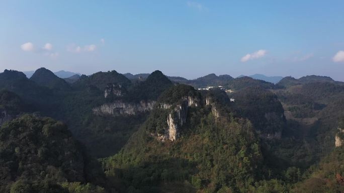 宜宾兴文石海地质奇观航拍竹海湖泊高清素材