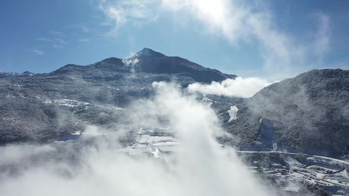 雪山高清航拍滑雪场