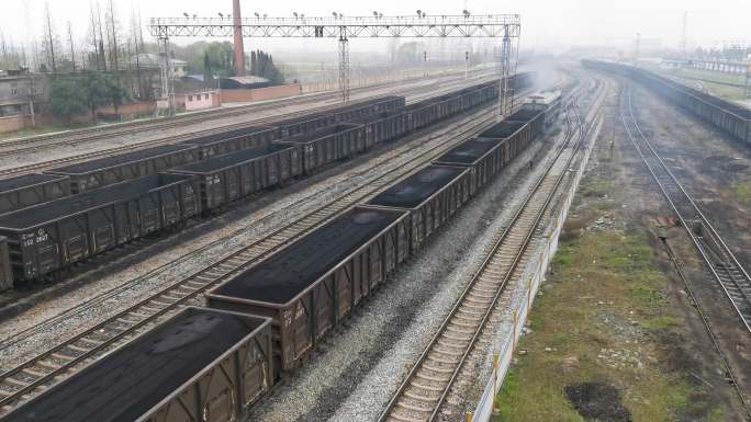 煤炭铁路运输铁路货运货物运输内燃机车火车