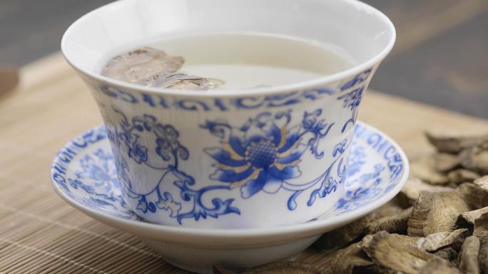 中国传统中药材牛蒡根泡茶饮品健康4K素材