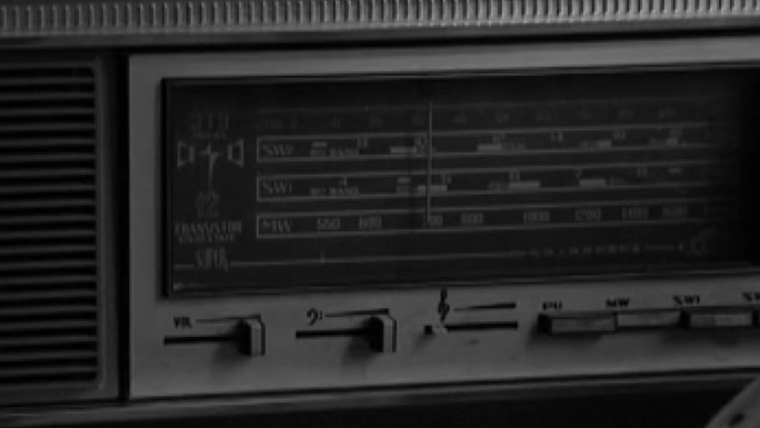 老式收音机广播电台