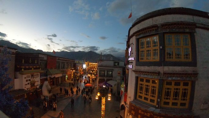 西藏拉萨八廓街延迟摄影夜景