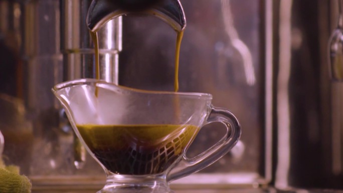 手工咖啡萃取蒸馏制作过程卡点无缝剪辑
