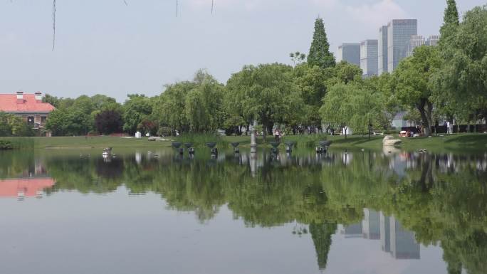 4K长沙橘子洲水景倒影后移镜头