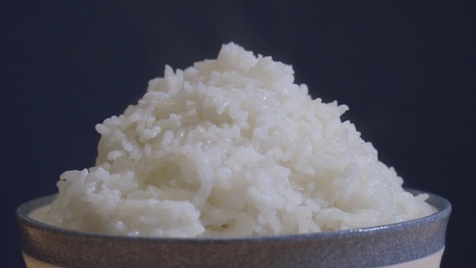 4K喷香米饭-一碗米饭