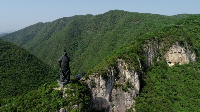 航拍中国古山寨关羽雕像