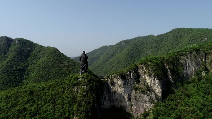 航拍中国古山寨关羽雕像