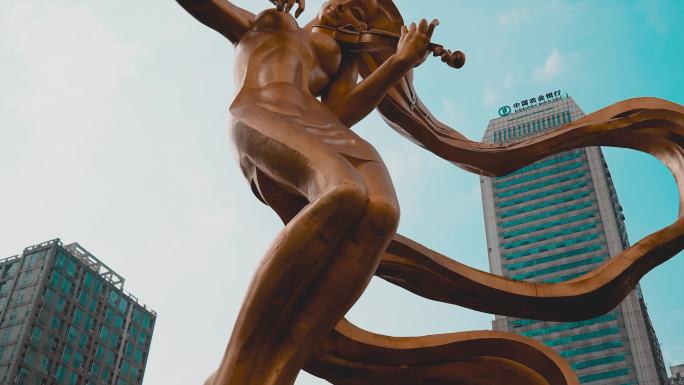 4K延时芙蓉广场铜雕《浏阳河》