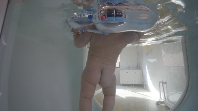 婴幼儿游泳洗澡108050P月子中心