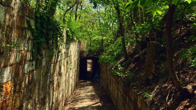 原创拍摄旅顺清代南子弹库遗迹