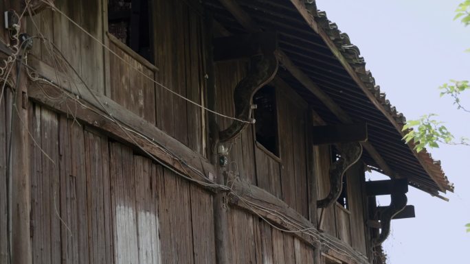 即将消失的江南古镇——吊栋阁