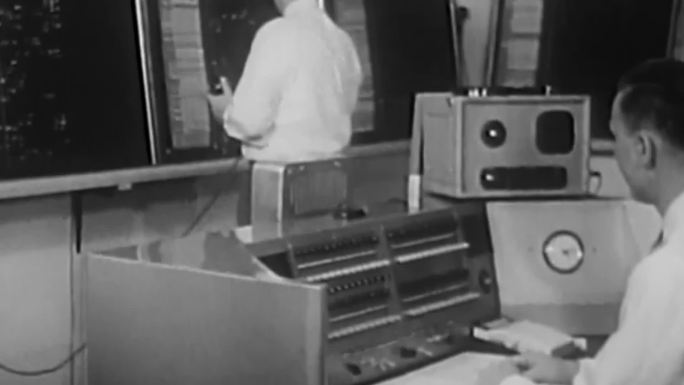 1950电子制造业电视机械
