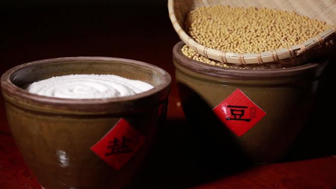 古法黄豆酱发酵制作过程