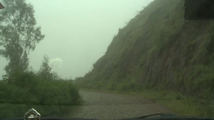 崎岖的山路（可商用）