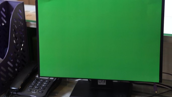 企业办公室电脑显示屏绿屏可抠图