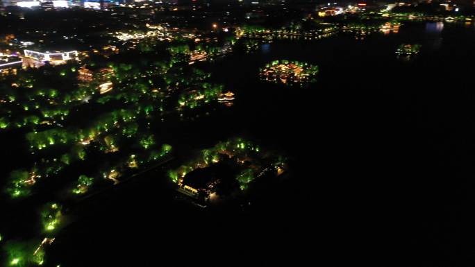 航拍大明湖风景区夜景