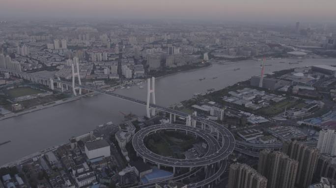 上海城市立交桥环形大桥南浦大桥车流