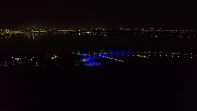 东湖夜景湖光月色